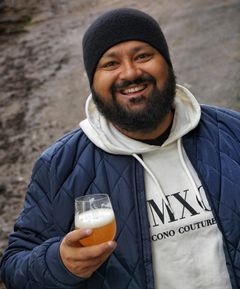 Mad Hopper Brewing Companyn toimitusjohtaja Gianjot ”Dollar” Singh. Kuva: Arto Holappa.