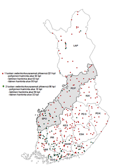 Bild 1. Vattenståndsstationer som upphandlingen gäller. NTM-centralerna i Södra Österbottens och Norra Österbottens områden som är utmärkta med grå färg fungerar som pilotområden.