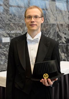 Professori Mikko Salo, matemaattis-luonnontieteellinen tiedekunta