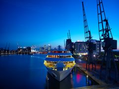 Sunborn London's waterfront setting enables guests to enjoy breathtaking views across the Thames.