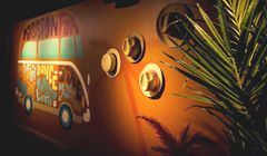 Uusi Passion Food & Bar jakaantuu tyylikkääseen ruokapuoleen ja kesäiseen baarin puoleen.