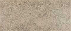 Jan Olof Mallander: Wang, 1981, hiili, pahvi, kapalevy, 130 x 302 cm, Föreningen Konstsamfundetin kokoelma / Amos Rex. Kuva: Stella Ojala / Amos Rex.