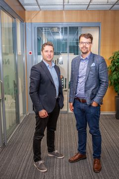 Strateginen kumppanuussopimus Proxion ja A-Insinöörit, Mikko Saarinen ja Vesa Järvinen 10.6.2019