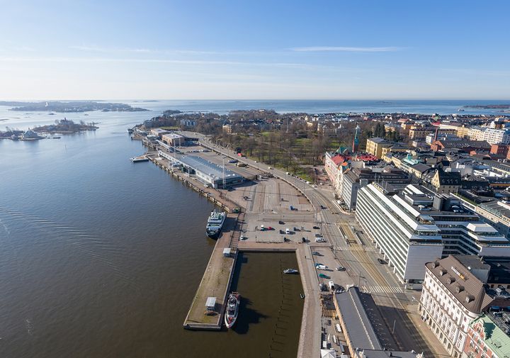 View southwards along Makasiiniranta. Photo: Tietoa Oy.