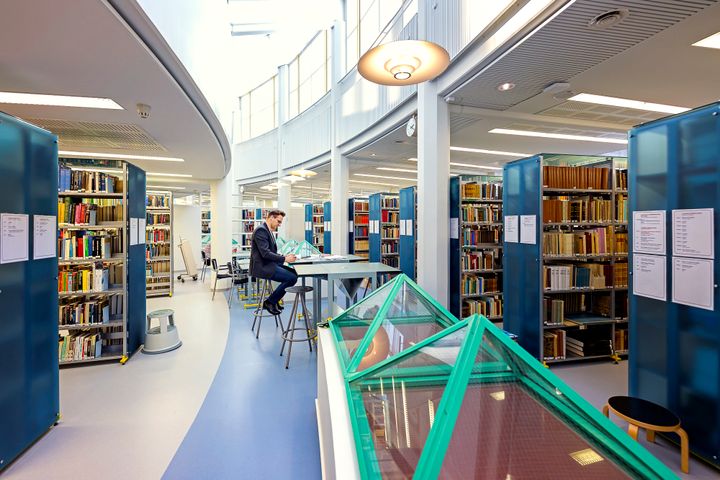Oulun yliopiston Tiedekirjasto Pegasus. Kuva: Mikko Törmänen