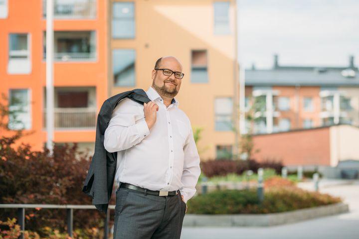 Arkta Reponen Oy:n toimitusjohtajaksi on nimitetty Eero Lehtomäki.