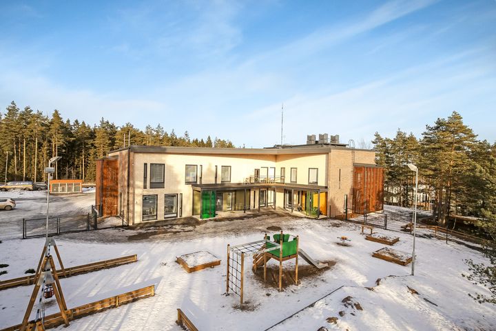 Vuoripirtti talvella. Kuva on toimitusten vapaasti käytettävissä.