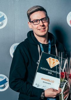 Vuoden 2021 S-Boss Miika Huhtaniska