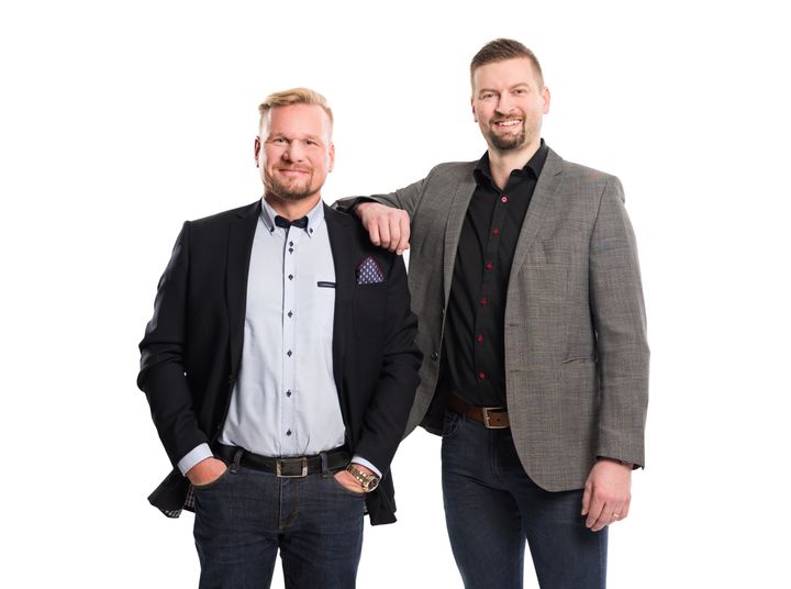 Kuvassa vasemmalla Jarkko Hietala ja oikealla Juha Alén.