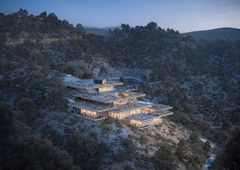 Solea Valley Healing -lomakohde tuo ympäröivän luonnon ja erilaiset hoidot, kuten apiterapian, osaksi kokonaisvaltaista hyvinvoinnin kokemusta. Kuva: Studio Puisto