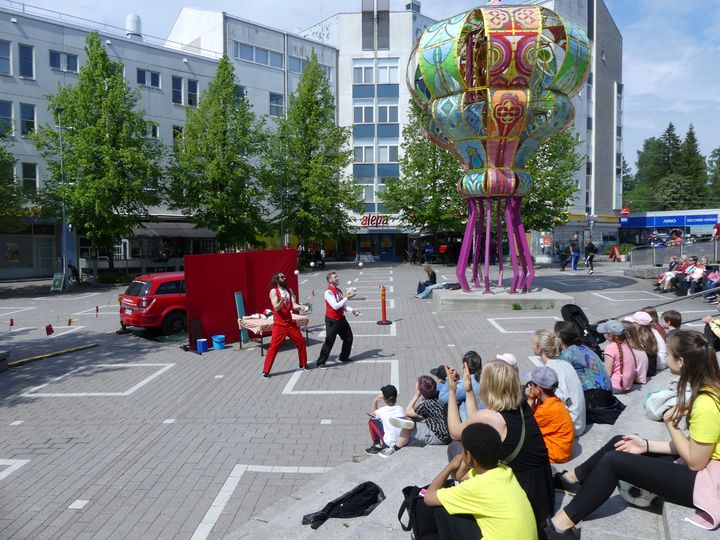 Tunnelmaa Kannelmäen Sitratorilla. Kuva: Milka Räisänen, Helsingin kaupungin aineistopankki.