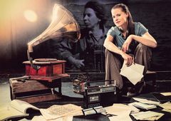 The concert performance Tove Jansson − visdiktaren by Emma Klingenberg and three musicians features Tove Jansson’s lyrics with all-new compositions and arrangements. Image: Karl Vilhjálmsson.