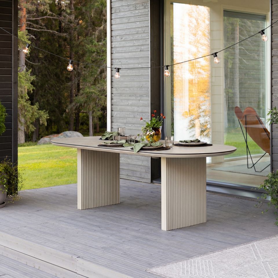 Deluxe ovaali ruokapoyta 220x100 cm terassille