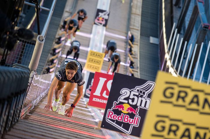 Vuoden 2021 miesten sarjan finaalin loppuhuipennus. Kuvaaja: Victor Engström / Red Bull Content Pool.