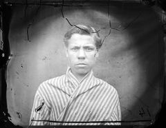 Mahdollisesti 18-vuotias August Hermansson Messukylästä kuvattuna vuonna 1873. Kuva: Gustaf Retzius, Museovirasto.