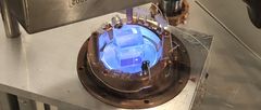 Kokeessa natriumjodidi-kide jäähdytetään lähelle absoluuttista nollapistettä (-273 °C). Se toimii pimeän aineen ilmaisimena. Kuva: COSINUS/Karoline Schäffner