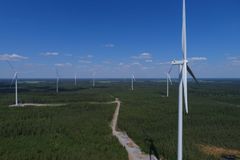 Kuvassa Storbackenin tuulipuisto Vöyrillä. Kuva: Jari Valle / Wind Controller.