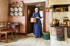 Ruiskumestarin talossa voi tutustua porvarisperheen elämään pienessä puutalossa 1860-luvun Kruununhaassa keskusteluoppaan kanssa. Kuva: Maija Astikainen.