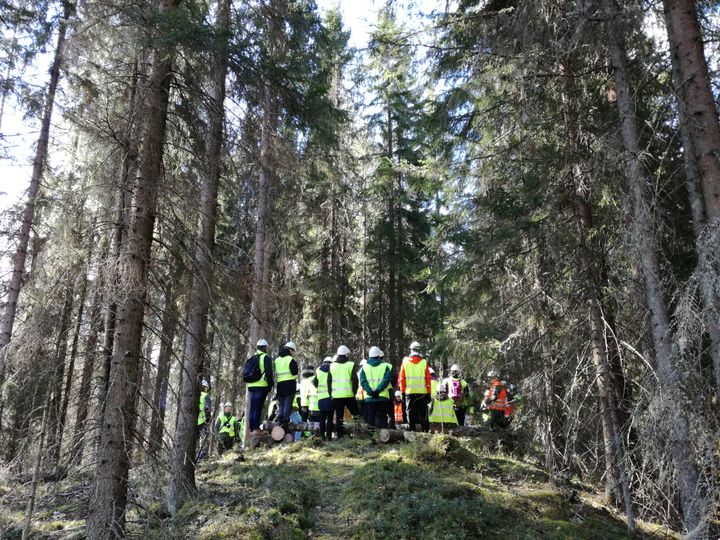 I Skogsakademin för EU-beslutsfattare dryftas bl.a. hur vi med hjälp av skog kan hitta lösningar på globala utmaningar. I samband med invigningen av Skogsakademin presenteras ett nytt initiativ i arbetet mot klimatförändringen.
