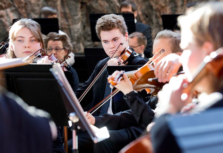 Helsinginkadun Filharmonikkojen konserteissa kuullaan musiikkia elokuvasta Schindlerin lista. Kuva: Suvi-Tuuli Kankaanpää