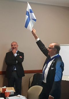 Jari Kaukonen tuulettaa No-Dig -2022 -konferenssin varmistuttua Suomeen.