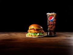 Rauma Nacho Chicken on raumalaisen Jani Heinon taidonnäyte Pepsi MAX & Burger Lovers -ravintolassa. #PepsiMAXFI