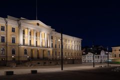 Finansministeriet i kvällsbelysning. Bild: Juhana Konttinen