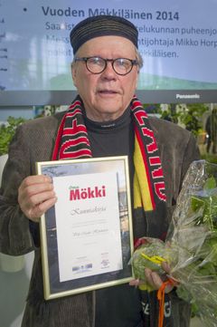 OmaMökki-messuilla valittiin Vuoden 2014 Mökkiläiseksi Enonkosken mökkiläinen, rovasti, kamarineuvos Veli-Matti Hynninen. Kuva Markku Ojala