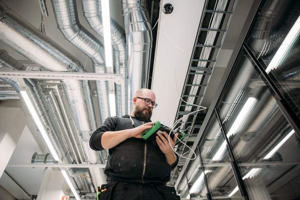 Hälytysjärjestelmän asennus