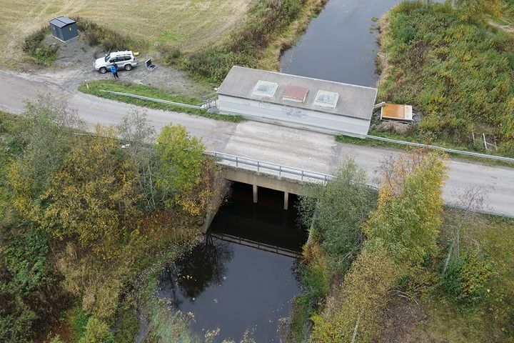Lapuanjoen Löyhingin pumppaamo sijaitsee Lapuan Jokitien varressa. Kuva: Etelä-Pohjanmaan ELY-keskus