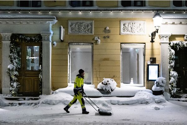 Winter maintenance at night. Picture: Stara/Veikko Somerpuro
