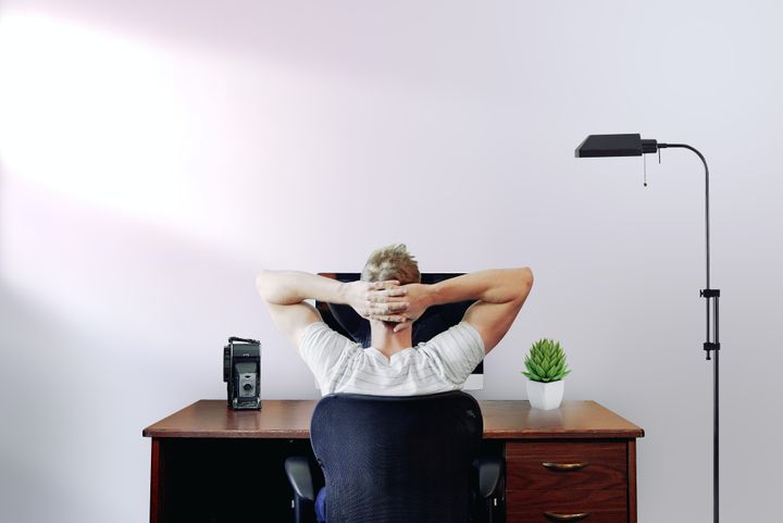 Opiskelijoiden etäpalveluille voi olla kysyntää myös pandemian jälkeen. Kuva: Jason Strull/Unsplash
