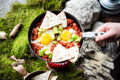 Chilaquiles retkiversiona. Resepti Vaasan Street Beats -lehdestä. Linkki alla.