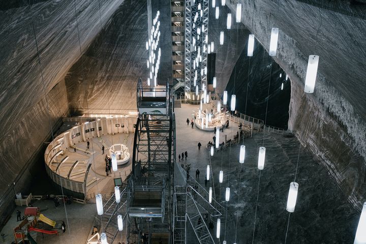 Entisille kaivoksille on lukematon määrä uusia käyttötarkoituksia. Kuva: Pexels / Julia Volk.