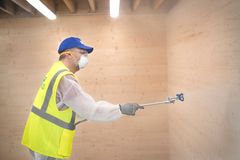 Palosuojattujen puutuotteiden huoltopalvelumalli parantaa rakennusten kokonaispaloturvallisuutta.