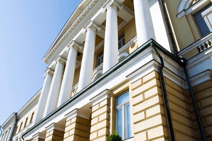 Helsingin yliopiston päärakennus. Kuva: Linda Tammisto.