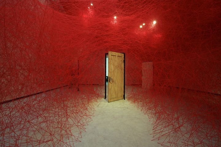 Chiharu Shiota, Secret Passage, 2018. Marta Herford Museum. © Sunhi Mang.