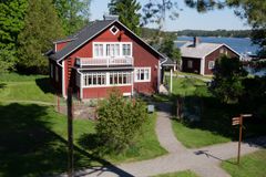 Gurlis hus är ett hemmuseum, där tiden har stannat vid Gurli Nyholms livs sista sommar år 1986. Foto: Jonna Pennanen, KAMU