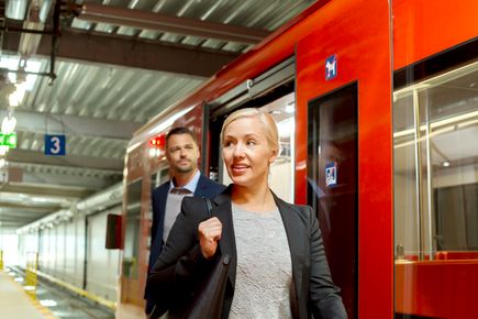 Metrolla Kalasatamaan on kätevin tapa päästä Weekend-festareille. Kuva: HSL/Lauri Eriksson.