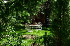 Arboretum Frickissä on 14 erilaista aluetta ja viehättäviä paikkoja nauttia puutarhasta. Kuva: Tiia Ennala