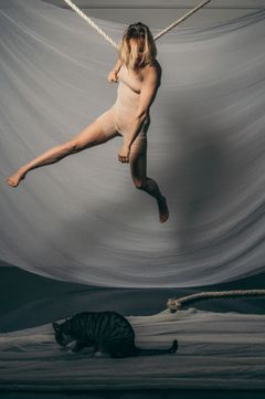 Premiering at Cultural Centre Stoa in the autumn, The Veil Project is an acrobatic journey into the human mind. Image: Mitro Härkönen.