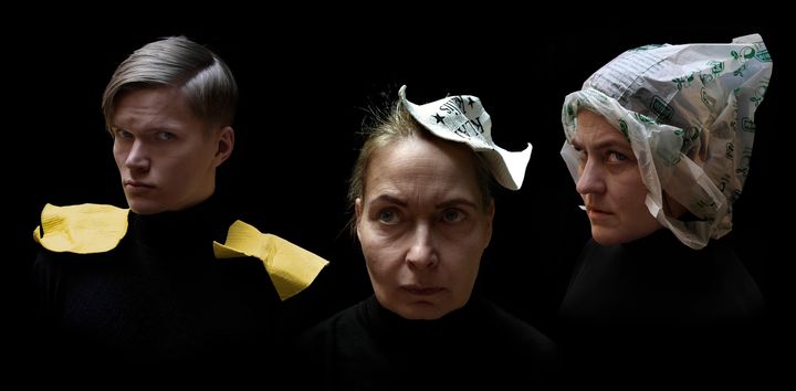 Johannes Purovaara, Irina Pulkka ja Marjaana Kuusniemi-Korhonen teoksessa Ranskalaiset viivat (Making of Pyöveli 2). Kuva: Tuire Tuomisto ja Mia Kivinen