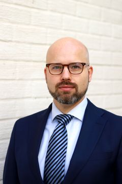 THL:n tiedonhallintajohtaja Aleksi Yrttiaho Koronavilkku-tiimeineen on Suomalaisen koodin edistäjä 2020
