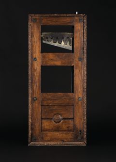 Markus Copper: Bourgeois Door | Porvariovi, 1996. Kuva: HAM / Kirsi Halkola