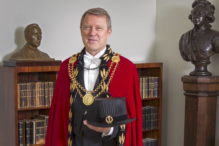 Helsingin yliopiston rehtori Jukka Kola
