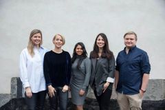 BackingMinds (from left Sara Resvik - CEO, Sara Wimmercranz - Fouding partner, Iranthi Gomes - Serviceform CEO and founder, Susanne Najafi - Founding partner, Jarkko Oksanen -CTO and founder)