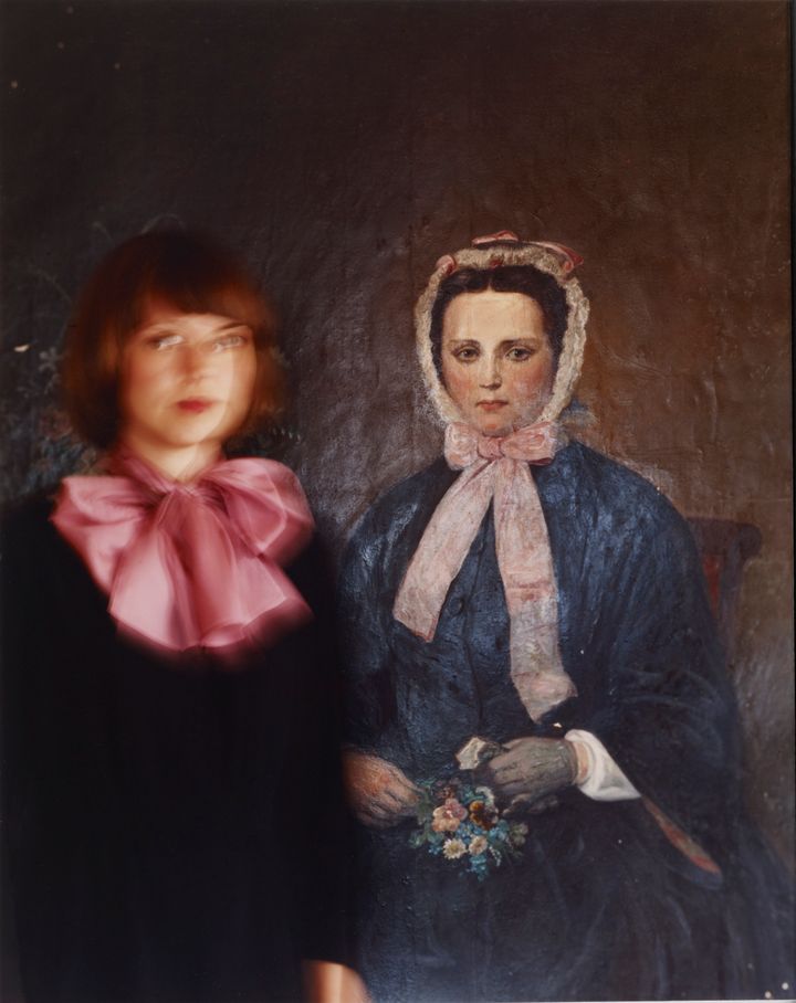 Anni Leppälä: With Flora (Portrait of an Ancestor), From the Series Possibility of Constancy, 2008
kromogeeninen värivedos alumiinille / kromogent färgtryck på aluminium / chromogenic print on aluminium
Kansallisgalleria / Nykytaiteen museo Kiasma
Finlands nationalgalleri / Museet för nutidskonst Kiasma
Finnish National Gallery / Museum of Contemporary Art Kiasma.