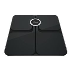 Fitbit Aria 2™ Wi-Fi älyvaa´an kehittynyt tarkkuus ja helppokäyttöisyys auttavat mittaamaan ja ymmärtämään kehon koostumusta, muun muassa painoa, rasvaprosenttia, kehon rasvatonta massaa ja painoindeksiä.