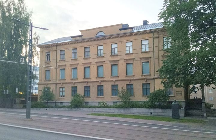 Rakennusperinnön hoitoavustusta myönnettiin mm. Hiekan taidemuseon ikkunoiden korjaukseen. Kuva: Ilari Rasimus / Pirkanmaan ELY-keskus.