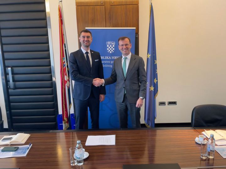 Knauf Croatia Meeting / Left to Right: Davor Filipovi, Minister of Economy and Sustainable Development of the Republic of Croatia and Managing Partner Alexander Knauf.